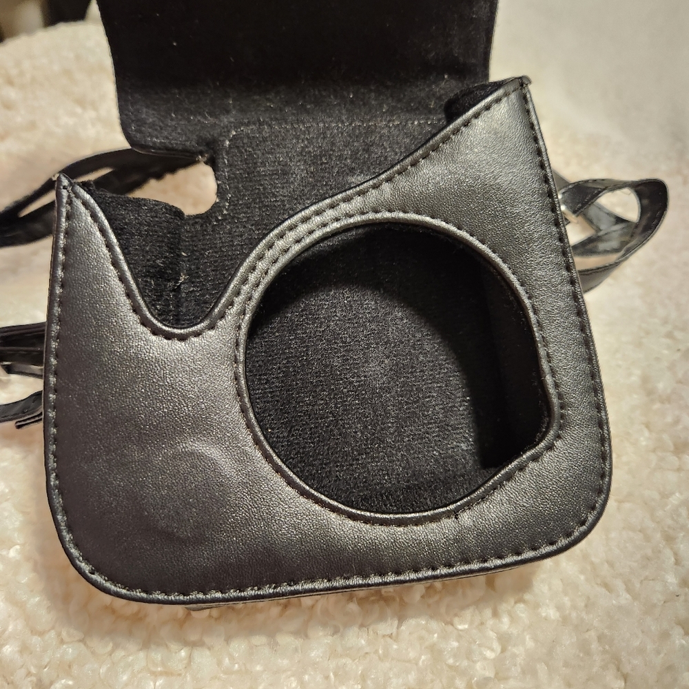 Instax Mini Carrying Camera Purse - Picture 2 of 2